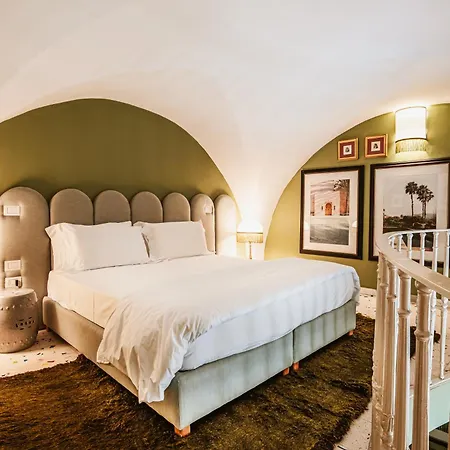 Palazzo Flora Hotel *